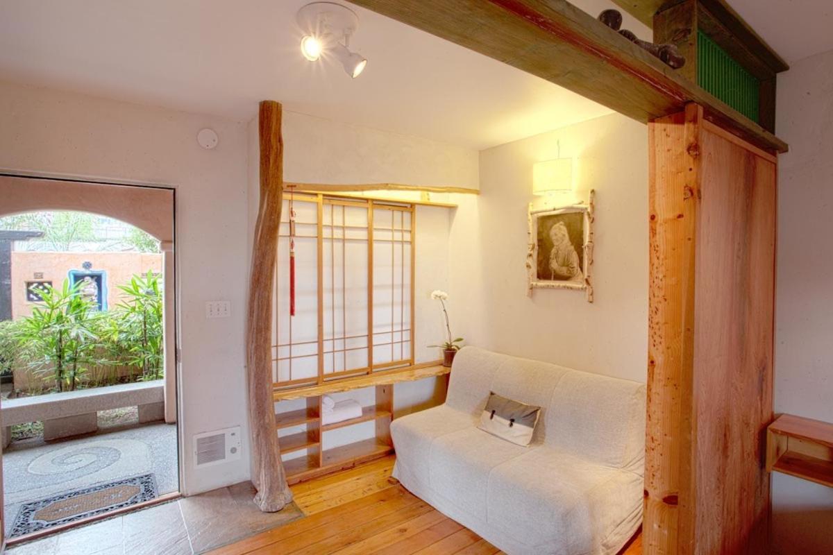Les Artistes Inn Del Mar Bilik gambar