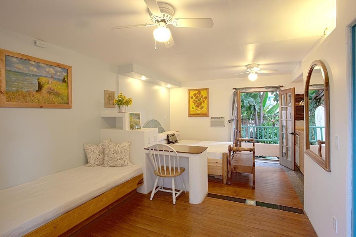 Les Artistes Inn Del Mar Bilik gambar